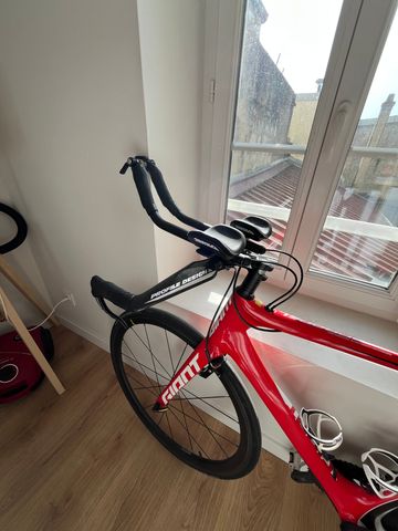 Used Giant Propel Advanced 1 2015 2015 Road & Gravel, Red — image 4 of 5