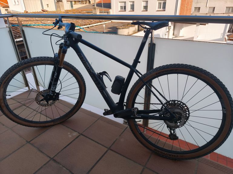 Used Megamo FACTORY AXS 00 2021 2021 Mountainbike, Black, 29 — image 3 of 3