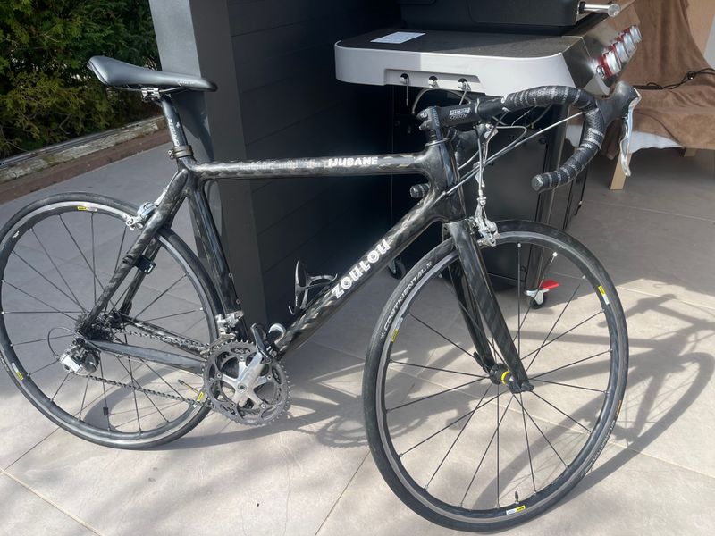 Gebrauchtes zoulou Ijubane Vollcarbon 2000 Road & Gravel, Schwarz — Bild 1 von 8