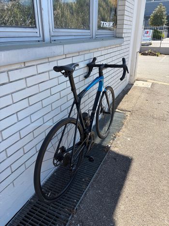 Used Trek Émonda SL 5 Disc 2022 2022 Road & Gravel, Blue — image 2 of 11