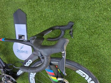 Brugt Colnago Y1Rs Shimano Ultegra Di2 2026 Road & Gravel — billede 7 af 11