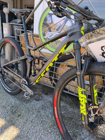 Used Scott Spark RC 900 Comp 2021 2021 Mountainbike, Light Gray, 29 — image 5 of 6