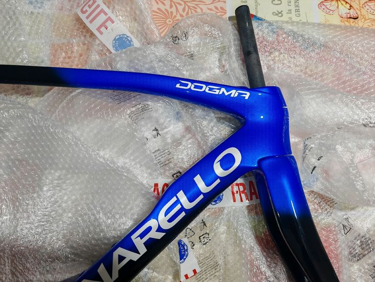 Used Pinarello DOGMA F RED ETAP AXS Disc 2024 Frameset 2024 Road & Gravel, Blue — image 6 of 12