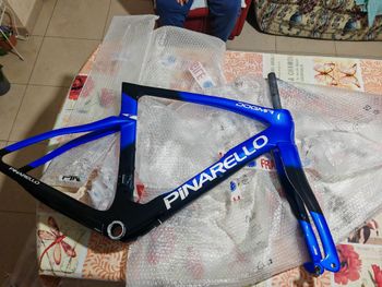 Used Pinarello DOGMA F RED ETAP AXS Disc 2024 Frameset 2024 Road & Gravel, Blue — image 2 of 12