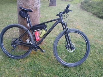 Trek Procaliber Shimano Deore XT 2021 Mountainbike usato, Nero — immagine 4 di 11