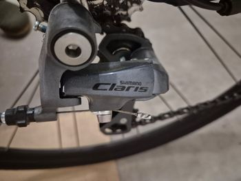 Used Merida Speeder Shimano Claris 2017 Road & Gravel, Schwarz — image 6 of 10