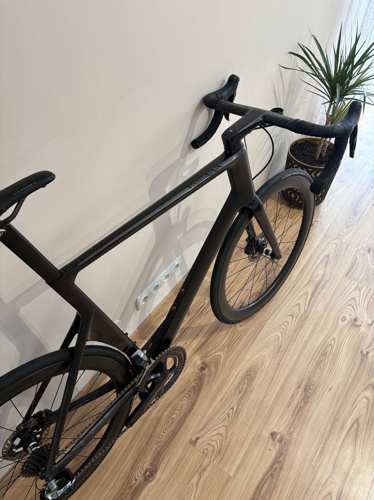 Used Canyon Aeroad CF SLX Dura Ace 2020 Road & Gravel, Black — image 10 of 13