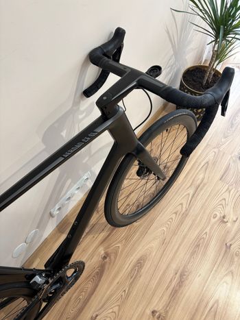 Used Canyon Aeroad CF SLX Dura Ace 2020 Road & Gravel, Black — image 5 of 13