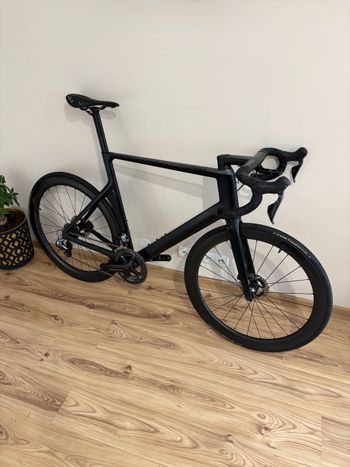 Used Canyon Aeroad CF SLX Dura Ace 2020 Road & Gravel, Black — image 11 of 13