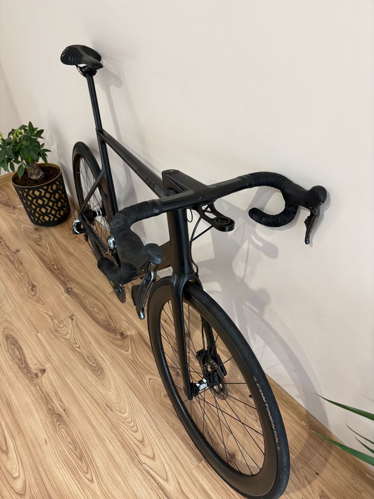 Used Canyon Aeroad CF SLX Dura Ace 2020 Road & Gravel, Black — image 3 of 13