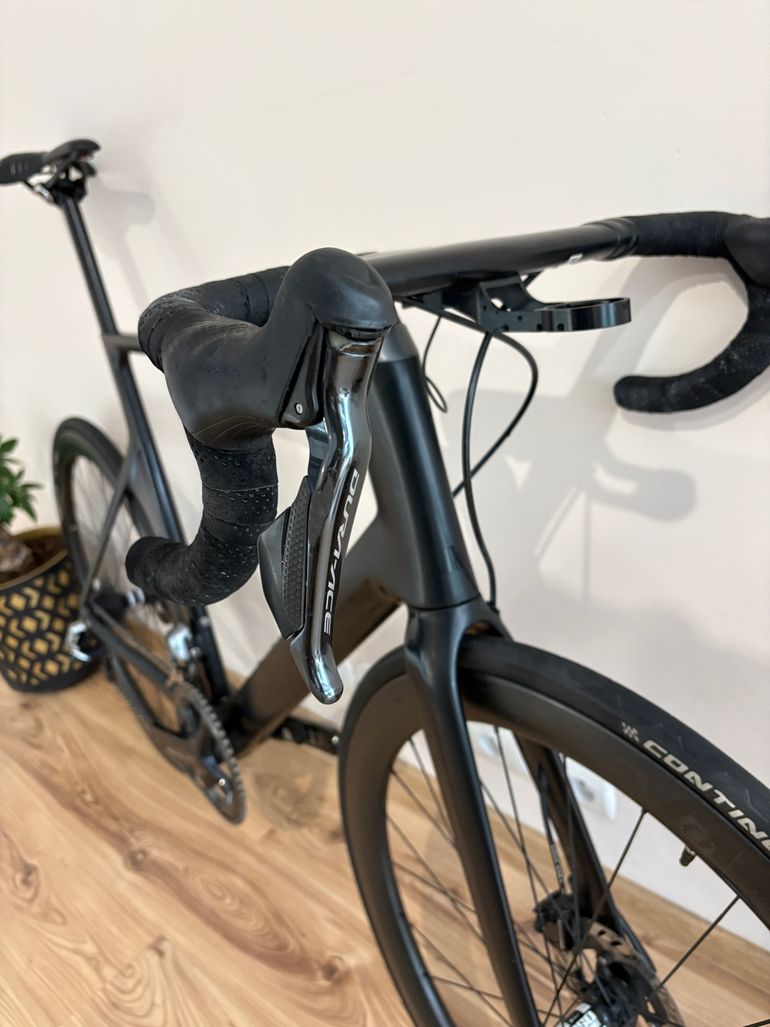 Used Canyon Aeroad CF SLX Dura Ace 2020 Road & Gravel, Black — image 6 of 13