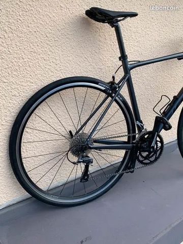 Used Giant Contend 1 2022 2022 Road & Gravel