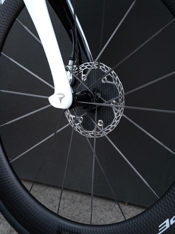 Gebrauchtes Pinarello DOGMA F SRAM RED ETAP AXS 2025 2025 Road & Gravel, Weiß — Bild 5 von 8