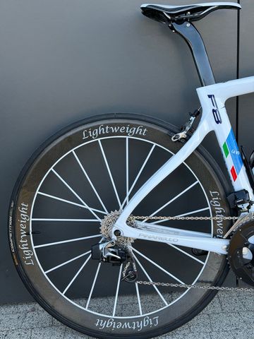 Używany Pinarello Dogma SRAM Red eTap AXS 2018 Road & Gravel — zdjęcie 4 z 18