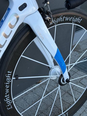 Używany Pinarello Dogma SRAM Red eTap AXS 2018 Road & Gravel — zdjęcie 9 z 18