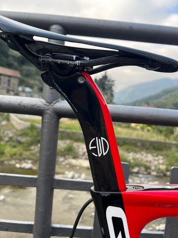 Used Pinarello GAN S 2017 2017 Road & Gravel, Red — image 5 of 9