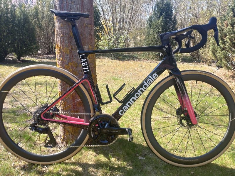 Used Cannondale SuperSix EVO Shimano Dura Ace Di2 2024 Road & Gravel, Black — image 1 of 30