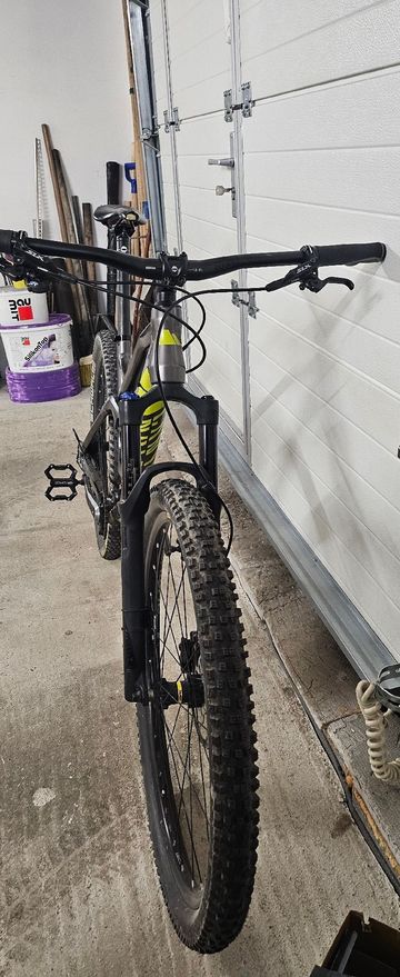 Použité Canyon Neuron Shimano SLX 2017 Mountainbike — obrázek 2 z 13