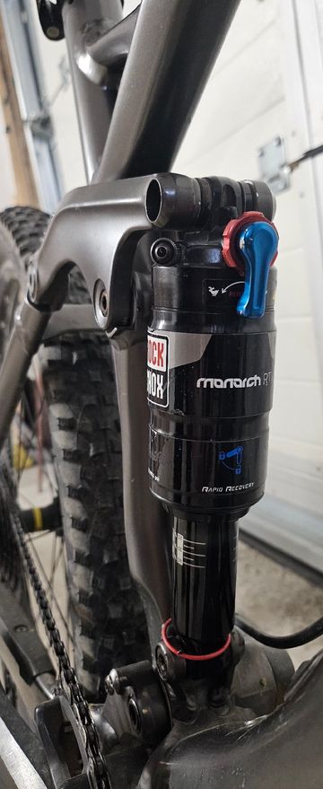 Použité Canyon Neuron Shimano SLX 2017 Mountainbike — obrázek 11 z 13