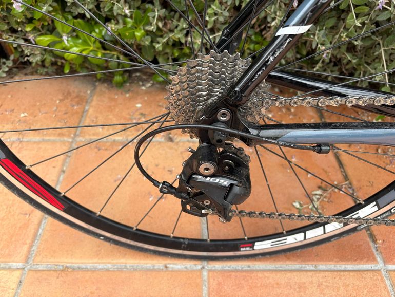 Used B pro B pro Custom Shimano 105 2017 Road & Gravel, Black — image 4 of 14