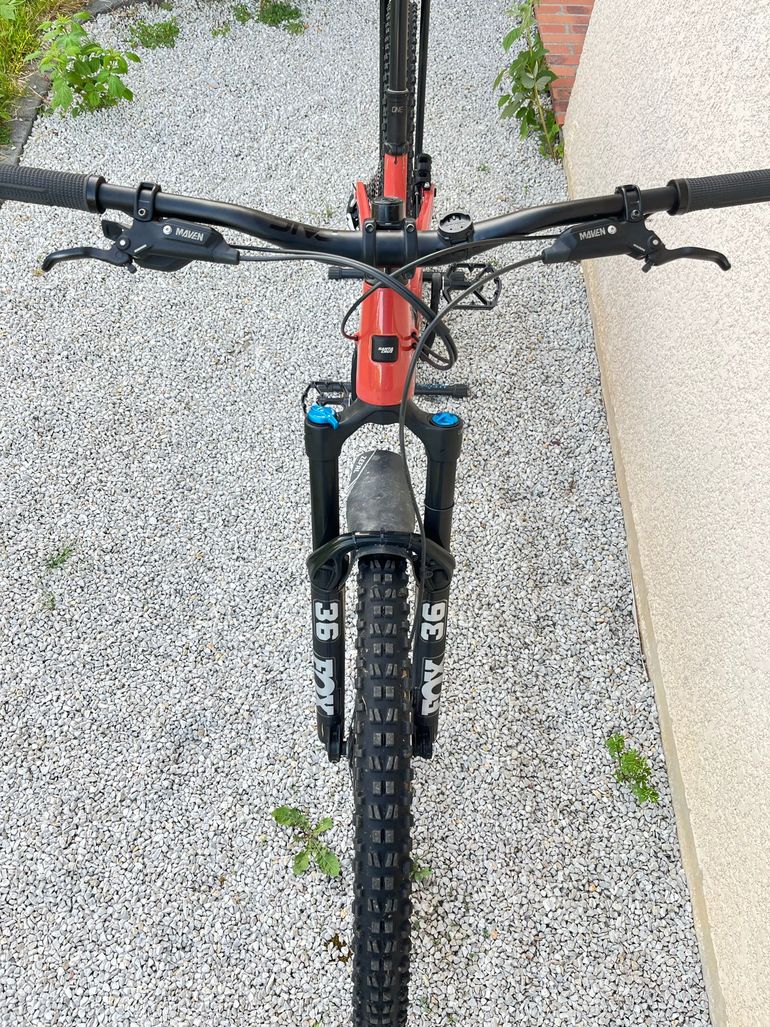 Used Santa Cruz Hightower Other SRAM - Mountainbike 2026 Mountainbike, Red — image 9 of 14