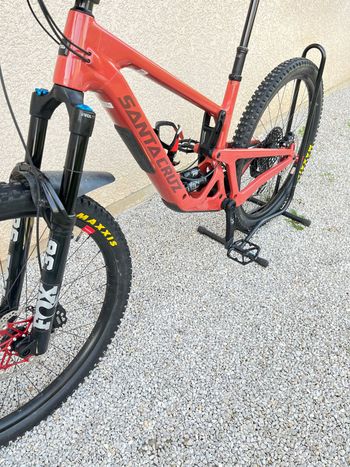 Used Santa Cruz Hightower Other SRAM - Mountainbike 2026 Mountainbike, Red — image 7 of 14