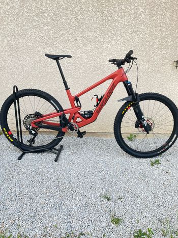 Used Santa Cruz Hightower Other SRAM - Mountainbike 2026 Mountainbike, Red — image 2 of 14