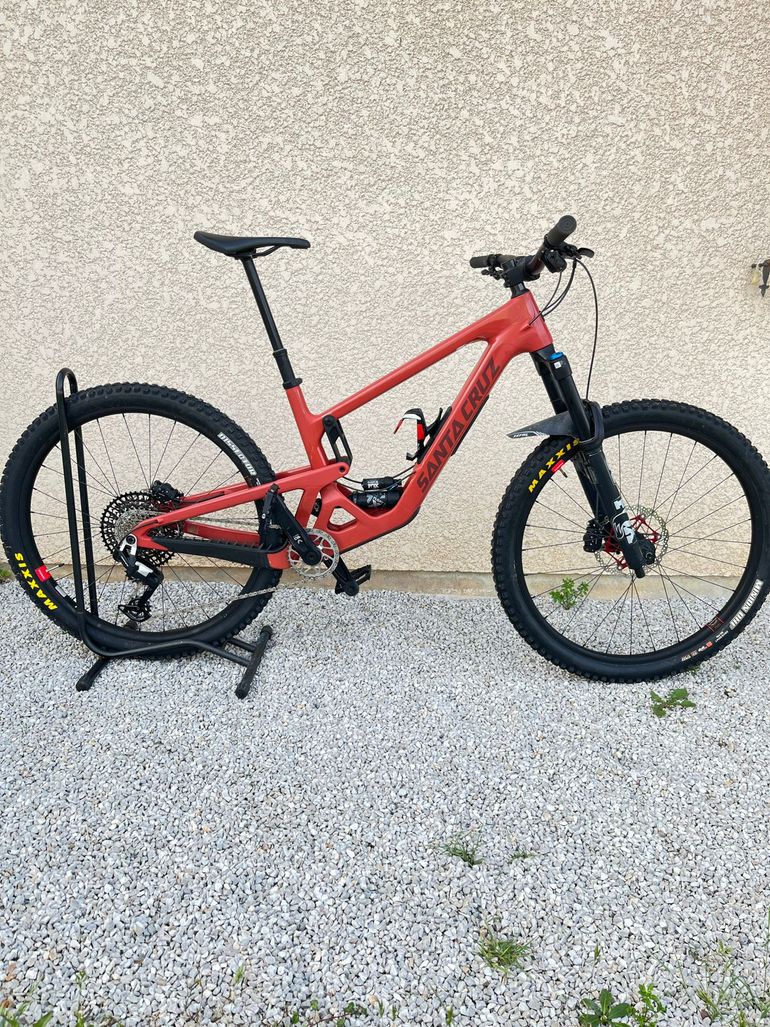 Used Santa Cruz Hightower Other SRAM - Mountainbike 2026 Mountainbike, Red — image 1 of 14