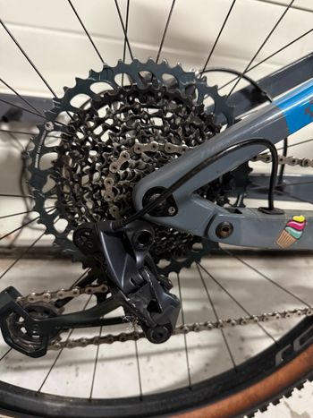 Tweedehands CUBE AMS 100 C:68 RACE 29 2021 2021 Mountainbike — afbeelding 4 van 4