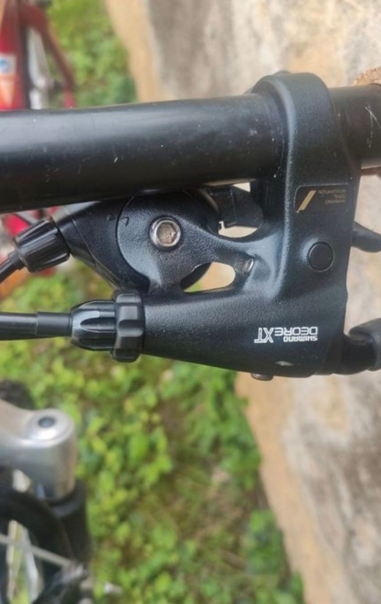 Used Giant Giant Custom Shimano Deore XT 2000 Mountainbike, Red — image 5 of 7