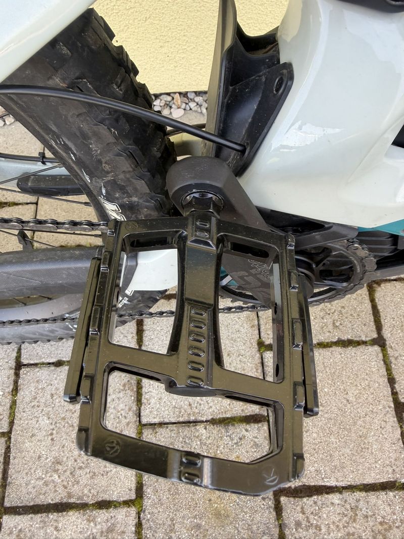 Gebrauchtes Lapierre Overvolt GLP 2 Elite 2021 2021 Mountainbike, Hellgrau, 27.5 — Bild 8 von 14