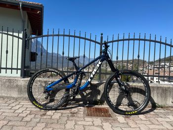 Trek, Session SRAM GX DH