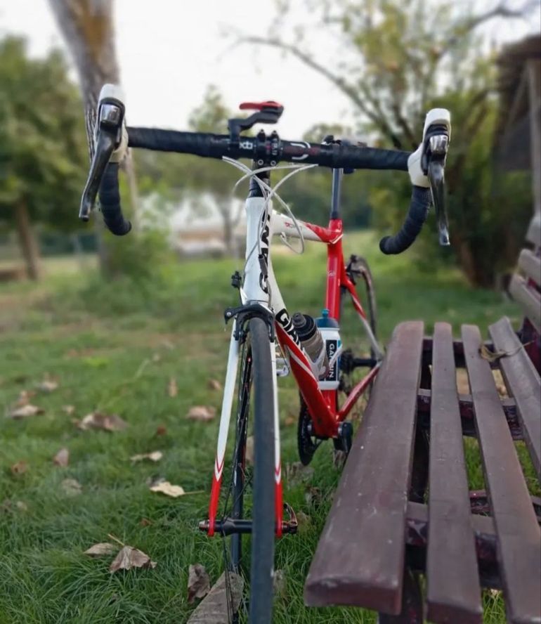 Used Giant TCR Composite 1 2013 2013 Road & Gravel, White — image 1 of 4