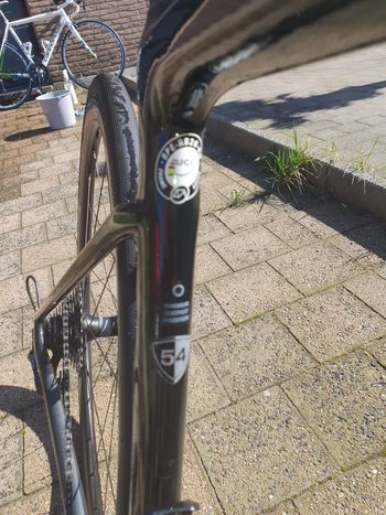 Used Specialized Roubaix Shimano 105 2018 Road & Gravel, Black — image 5 of 9