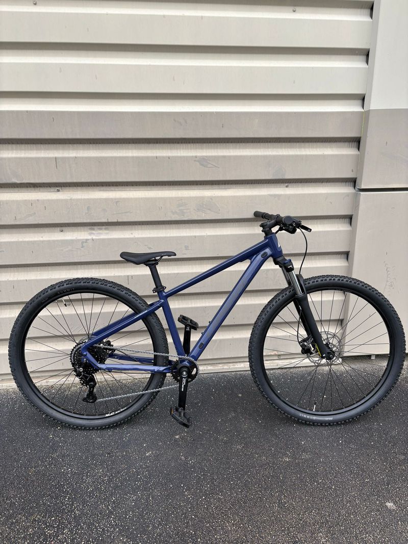 Used Lapierre Prorace 3.9 2026 2026 Mountainbike, Blue, other — image 1 of 3