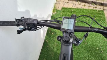 Used Scott Strike E-Ride 930 2025 Mountainbike, Light Gray — image 5 of 7