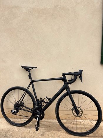 Used Cannondale SuperSix EVO SRAM Red 2017 Road & Gravel, Black — image 2 of 8