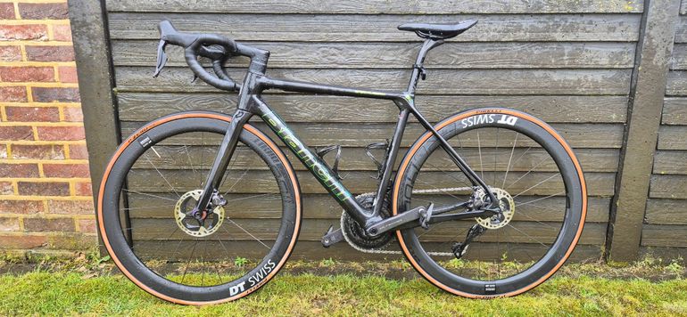 Used Bianchi Specialissima Ultegra Di2 2022 2022 Road & Gravel, Black — image 16 of 28