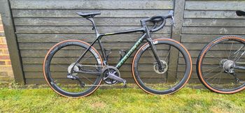 Used Bianchi Specialissima Ultegra Di2 2022 2022 Road & Gravel, Black — image 1 of 28
