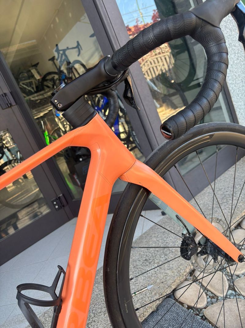 Used Orbea ORCA M20iLTD 2024 2024 Road & Gravel, Red — image 6 of 7