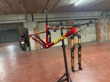 Gebrauchtes BMC Fourstroke Frameset 2022 Mountainbike, Rot — Bild 4 von 6