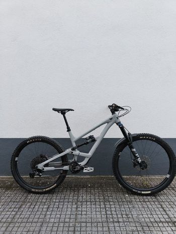 YT, YT Custom SRAM NX Eagle