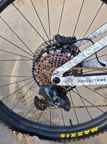 Used Trek Rail 9.8 GX AXS Gen 4 2023 2023 Mountainbike, White, 29 — image 7 of 7