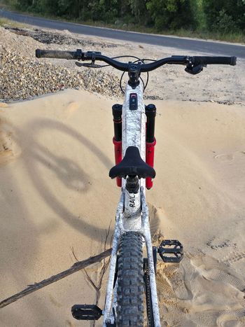 Used Trek Rail 9.8 GX AXS Gen 4 2023 2023 Mountainbike, White, 29 — image 4 of 7