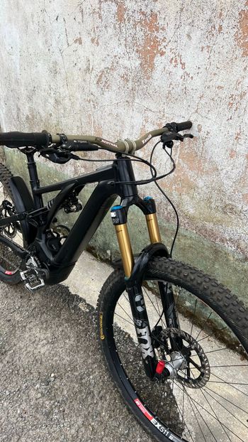 Used Specialiced Specialiced Custom SRAM GX Eagle 2024 Mountainbike — image 8 of 9