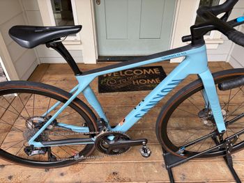Used Canyon Endurace CF SLX 8 Di2 Aero 2024 2024 Road & Gravel, Blue — image 4 of 6