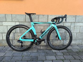 Bianchi, Oltre Shimano Ultegra Di2