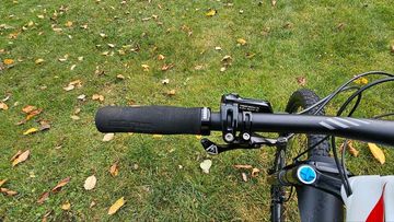 Used Specialized Stumpjumper SRAM X01 Eagle 2018 Mountainbike, White — image 16 of 16