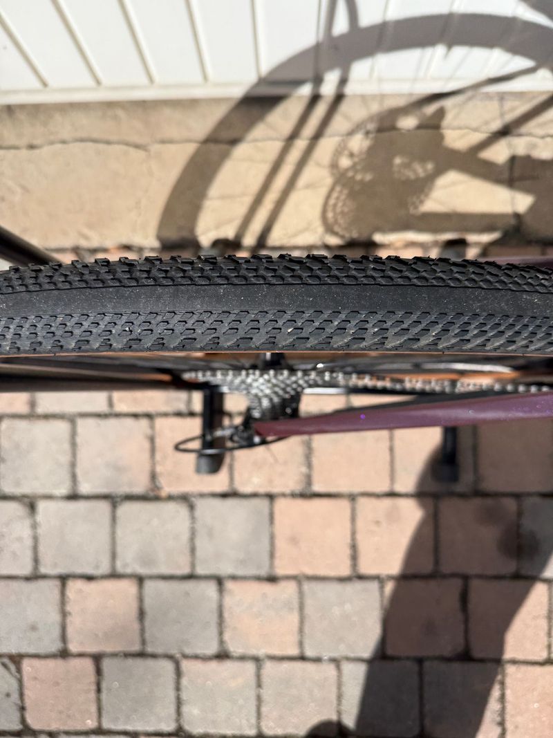 BMC URS 01 THREE 2023 2023 Road & Gravel de segunda mano, Blanco — imagen 9 de 9