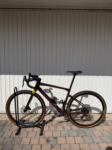 BMC URS 01 THREE 2023 2023 Road & Gravel de segunda mano, Blanco — imagen 2 de 9